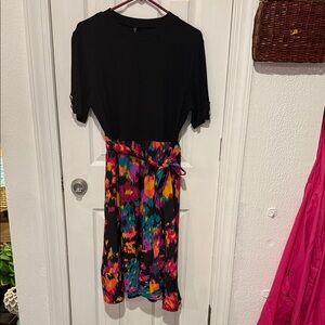 Chic Black and Multicolor Midi Dress